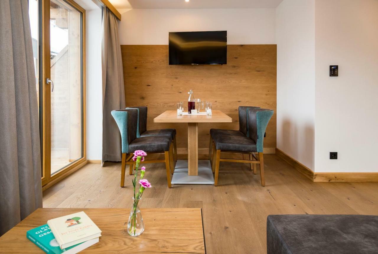 Tiroler Weinstube Aparthotel *